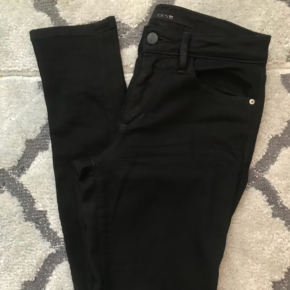 Joe’s black jeans
